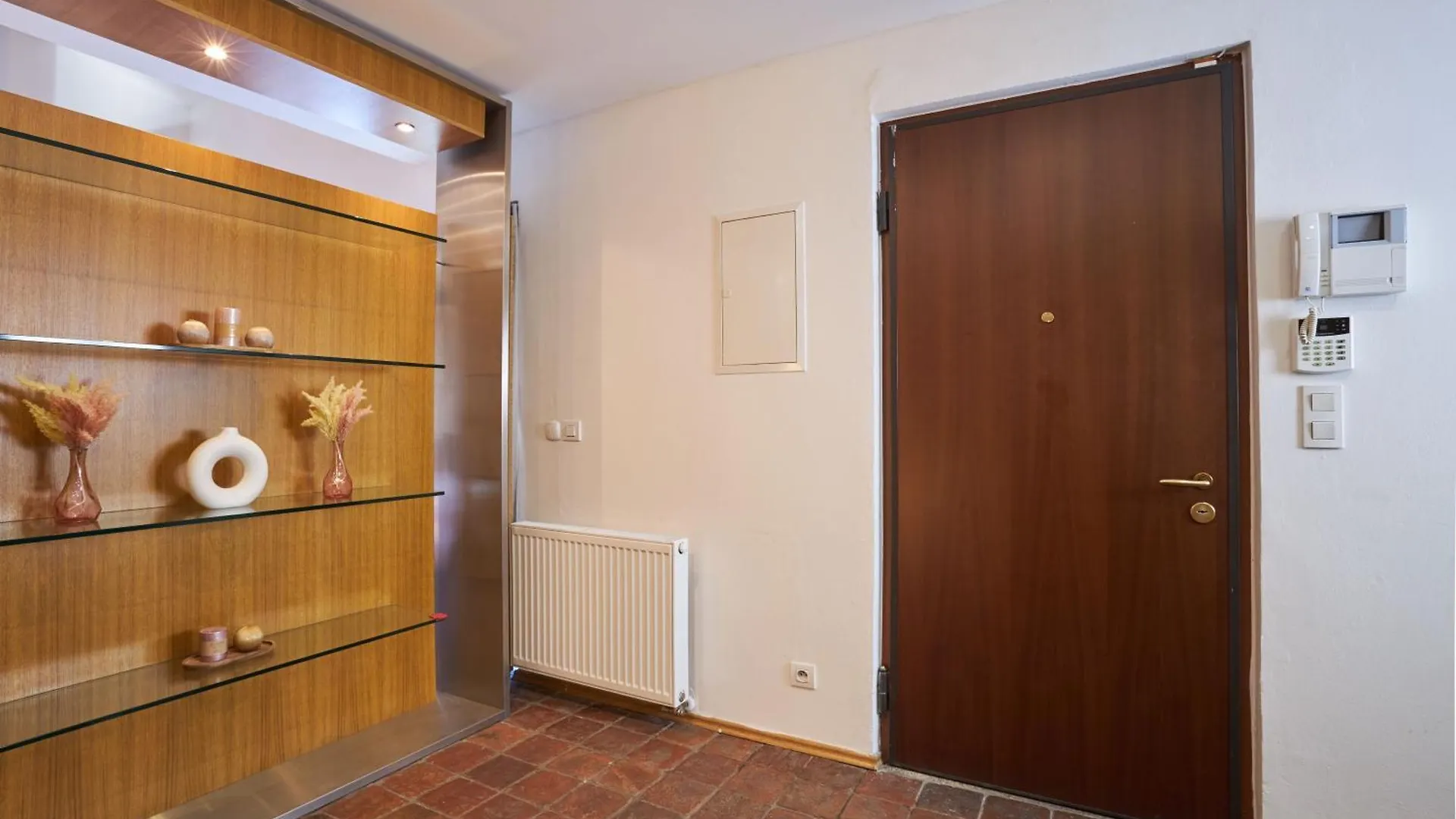 Žatecká 4 - Terrace Apartment in the Old Town Praga